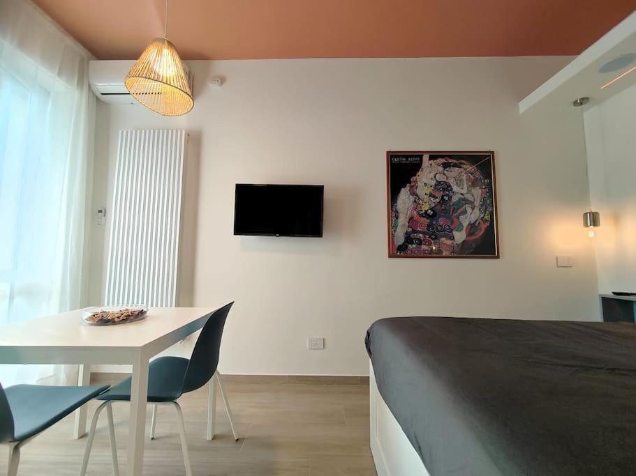 -city Gem- Stylish Urban Escape -lambrate- Apartment *